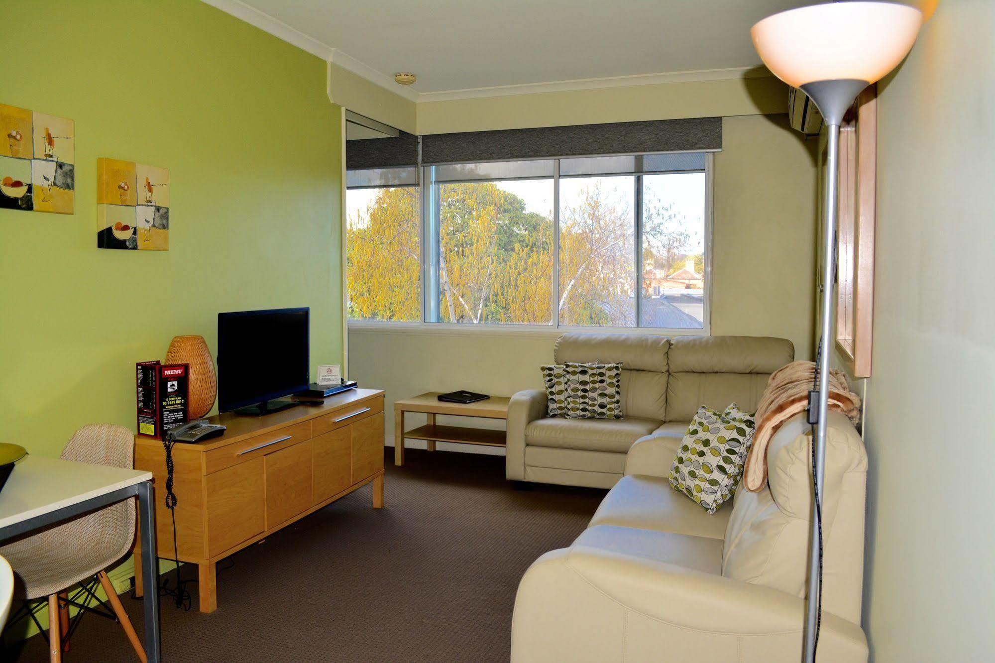 Birches apartamentos con servicio Melburne Exterior foto